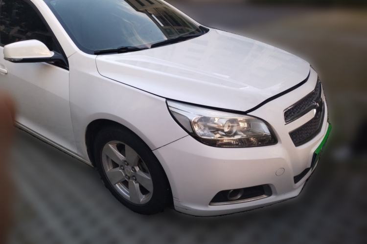 Used Chevrolet Malibu 2014 2.0L Automatic Comfort Edition Front Right 45 Deg