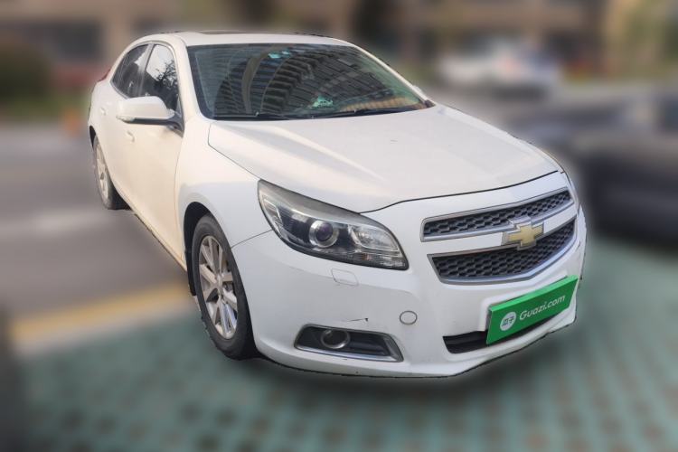 Used Chevrolet Malibu 2014 2.0L Automatic Luxury Edition Front Right 45 Deg