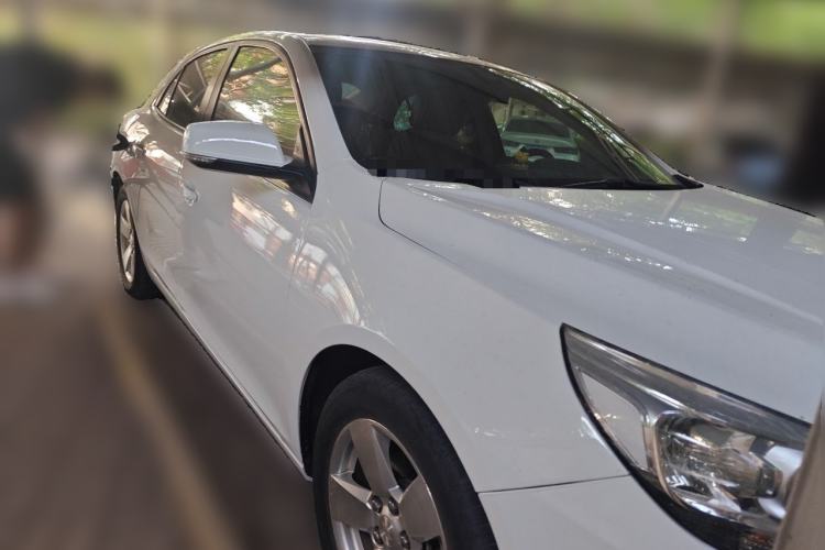 Used Chevrolet Malibu 2014 2.0L Automatic Comfort Edition Front Right 45 Deg
