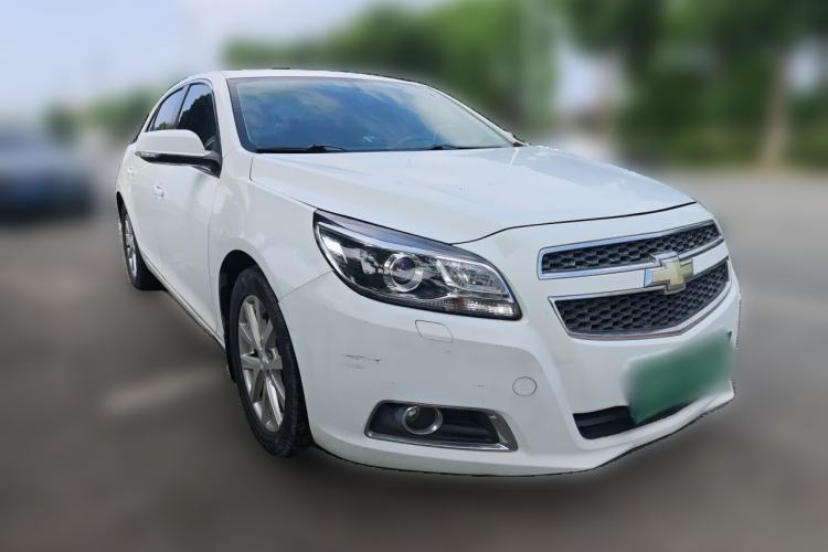 Used Chevrolet Malibu 2014 2.0L Automatic Luxury Edition Front Right 45 Deg