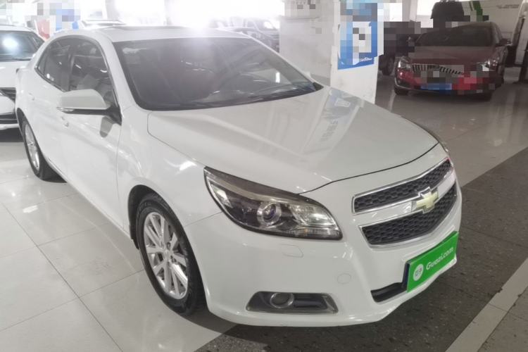 Used Chevrolet Malibu 2014 2.0L Automatic Luxury Edition Front Right 45 Deg