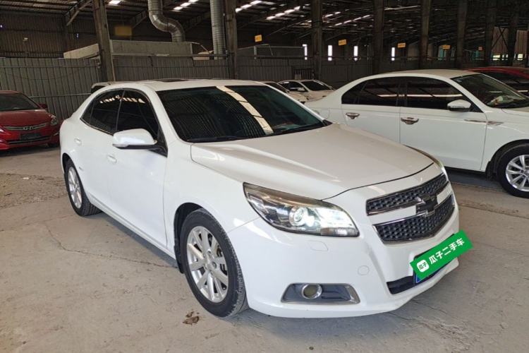 Used Chevrolet Malibu 2014 2.0L Automatic Luxury Edition Front Right 45 Deg
