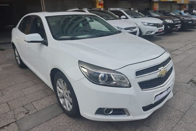 Used Chevrolet Malibu 2014 2.0L Automatic Luxury Edition Front Right 45 Deg
