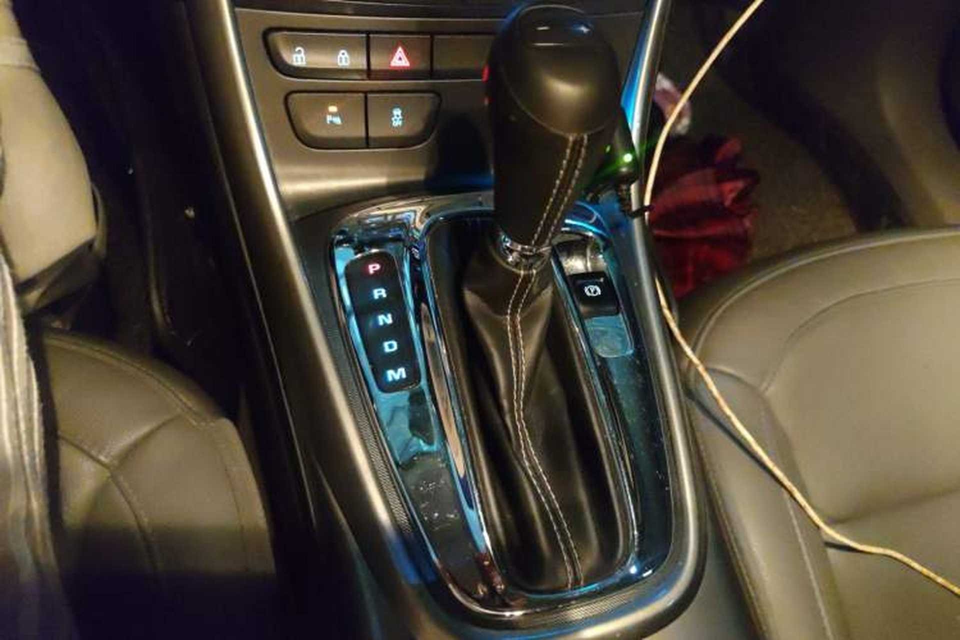Used Chevrolet Malibu 2014 2.0L Automatic Luxury Edition Gear Lever