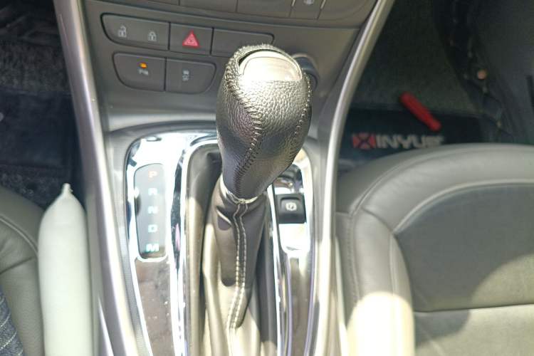 Used Chevrolet Malibu 2014 2.4L Automatic Luxury Edition Gear Lever