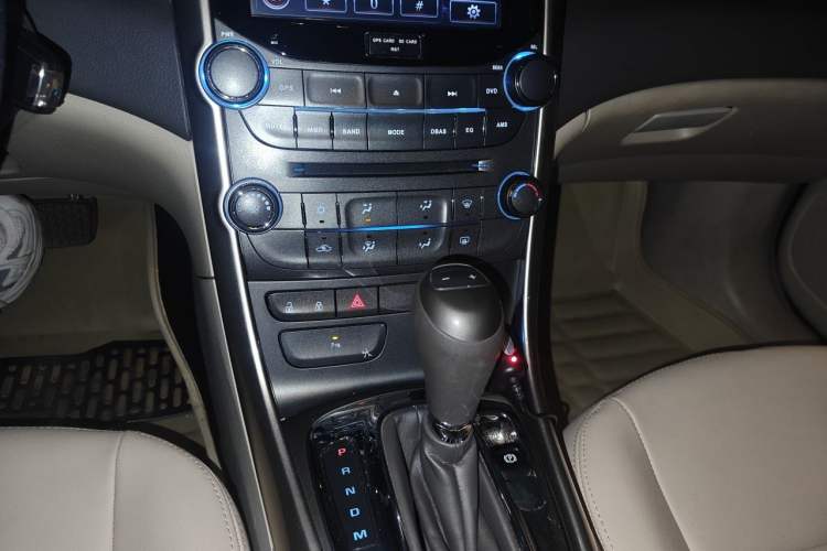 Used Chevrolet Malibu 2014 2.0L Automatic Comfort Edition Gear Lever