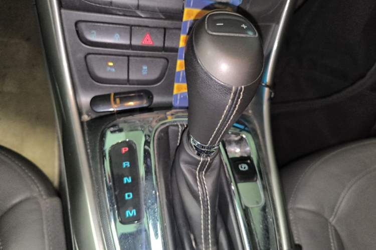 Used Chevrolet Malibu 2014 2.0L Automatic Luxury Edition Gear Lever