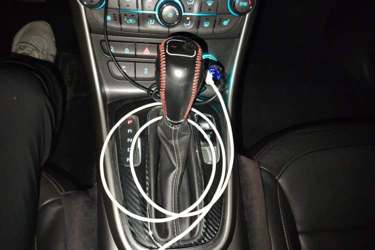 Used Chevrolet Malibu 2014 2.4L Automatic Flagship Edition Gear Lever