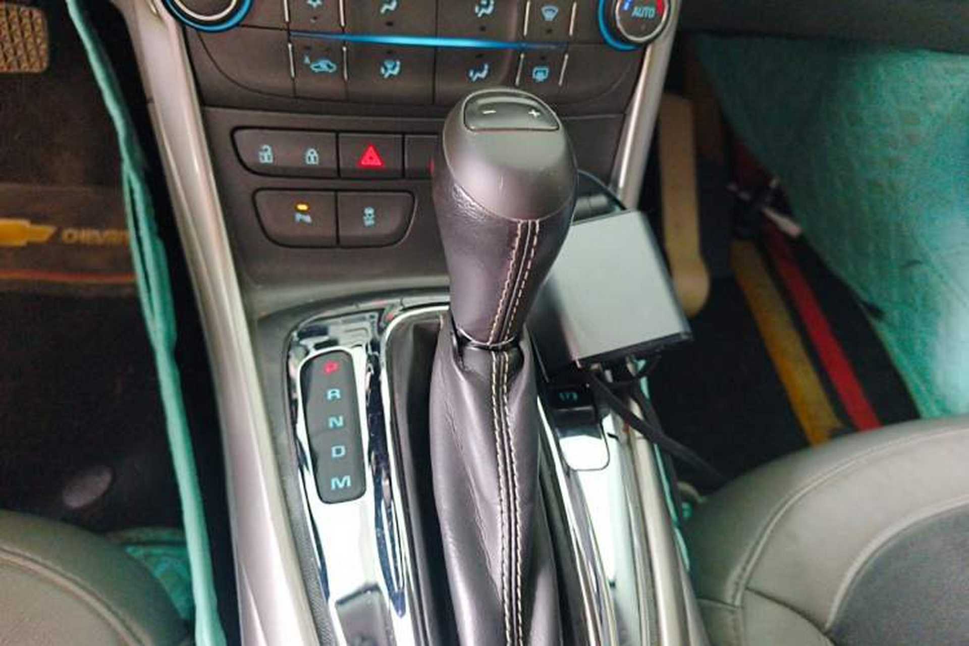 Used Chevrolet Malibu 2014 2.0L Automatic Luxury Edition Gear Lever