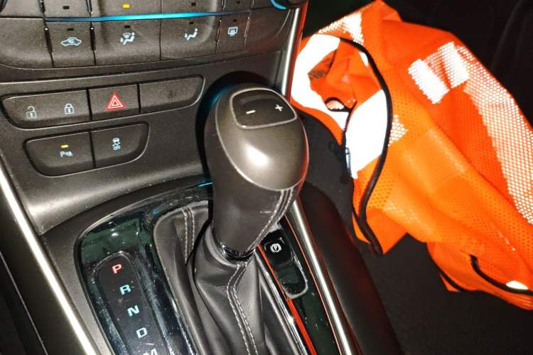 Used Chevrolet Malibu 2014 1.6T Automatic Comfort Edition Gear Lever