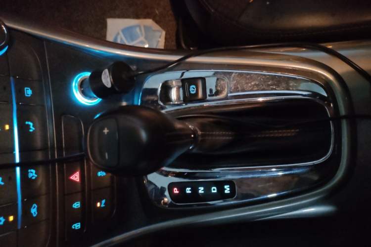 Used Chevrolet Malibu 2014 1.6T Automatic Comfort Edition Gear Lever