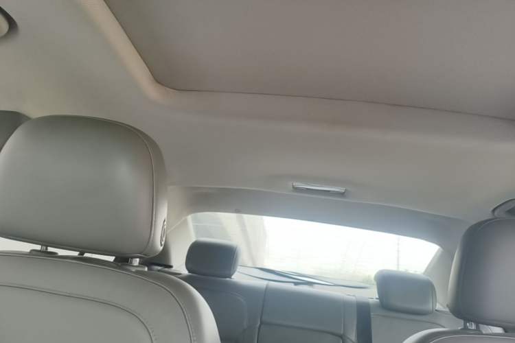 Used Chevrolet Malibu 2014 2.0L Automatic Luxury Edition Headliner