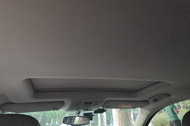 Used Chevrolet Malibu 2014 2.4L Automatic Luxury Edition Headliner