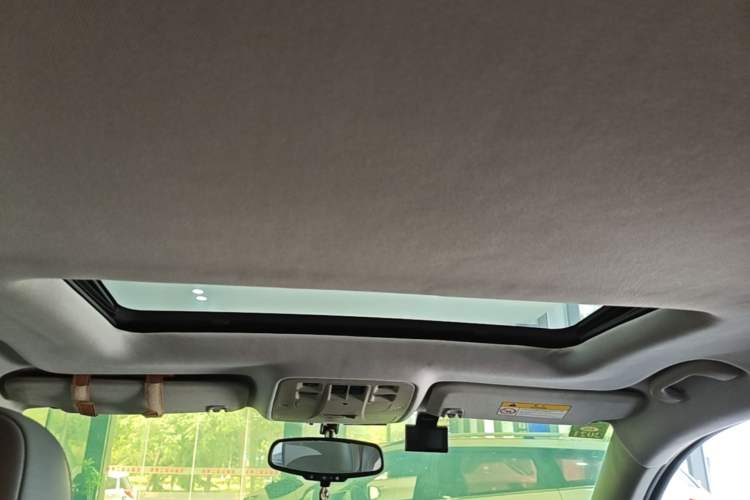 Used Chevrolet Malibu 2014 2.0L Automatic Luxury Edition Headliner