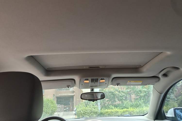 Used Chevrolet Malibu 2014 2.4L Automatic Luxury Edition Headliner