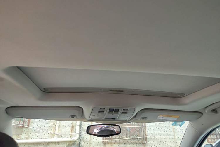 Used Chevrolet Malibu 2014 2.0L Automatic Luxury Edition Headliner