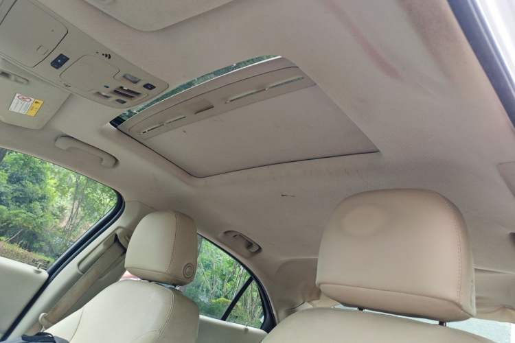 Used Chevrolet Malibu 2014 2.0L Automatic Comfort Edition Headliner