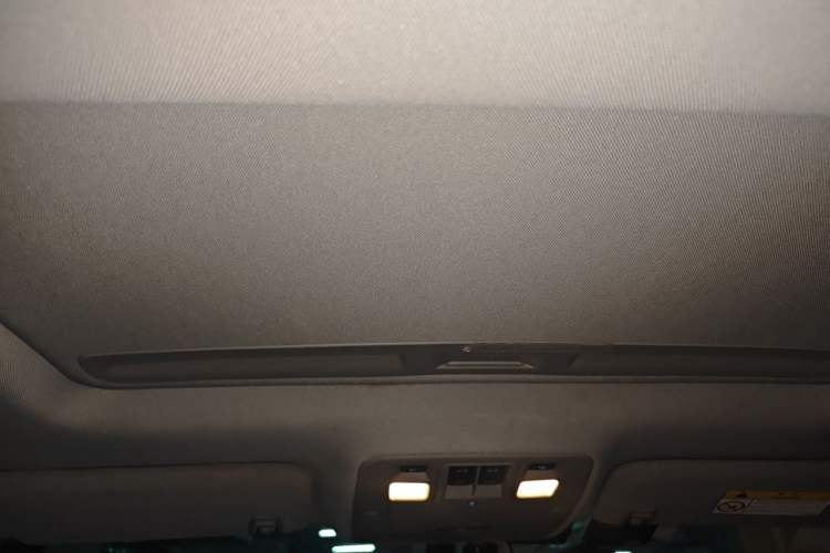 Used Chevrolet Malibu 2014 2.0L Automatic Luxury Edition Headliner