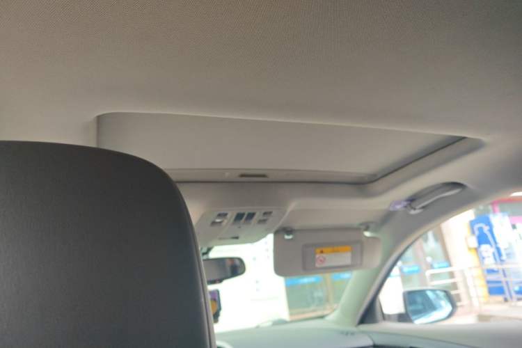 Used Chevrolet Malibu 2014 2.0L Automatic Luxury Edition Headliner