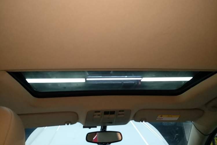 Used Chevrolet Malibu 2014 2.0L Automatic Luxury Edition Headliner
