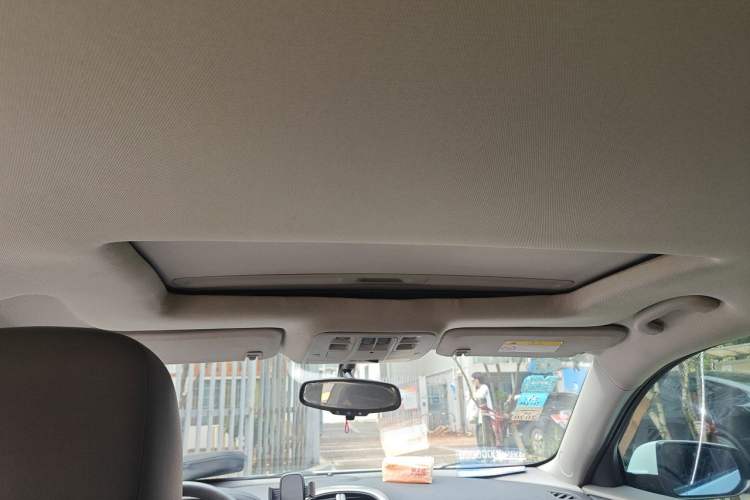 Used Chevrolet Malibu 2014 2.0L Automatic Luxury Edition Headliner