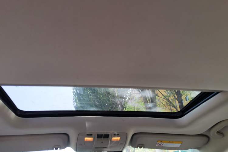 Used Chevrolet Malibu 2014 2.0L Automatic Luxury Edition Headliner