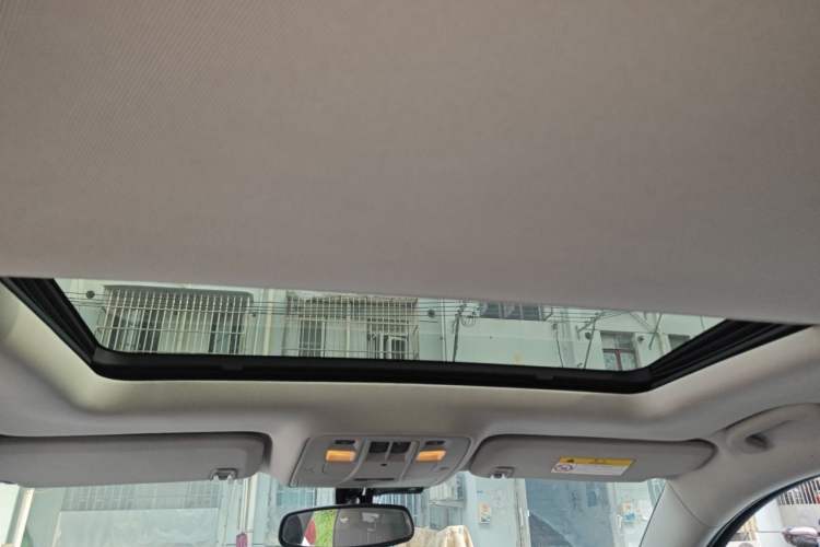 Used Chevrolet Malibu 2014 2.4L Automatic Luxury Edition Headliner