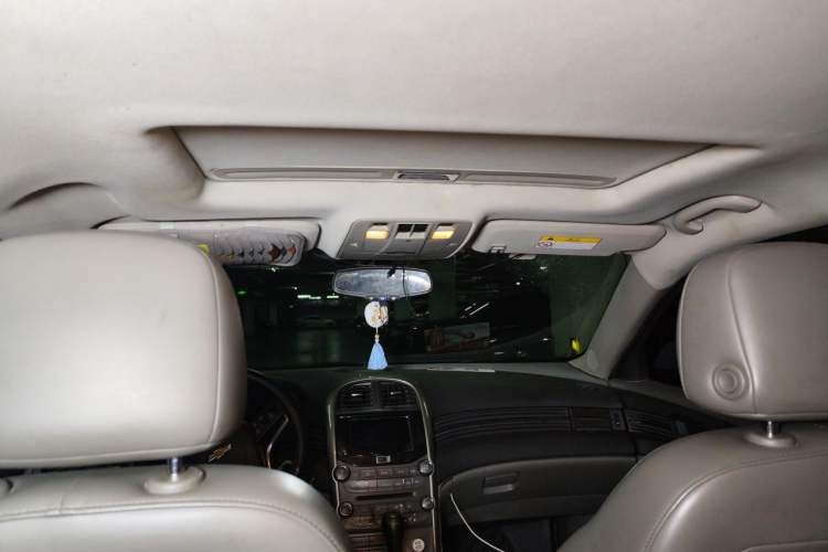 Used Chevrolet Malibu 2014 2.0L Automatic Luxury Edition Headliner