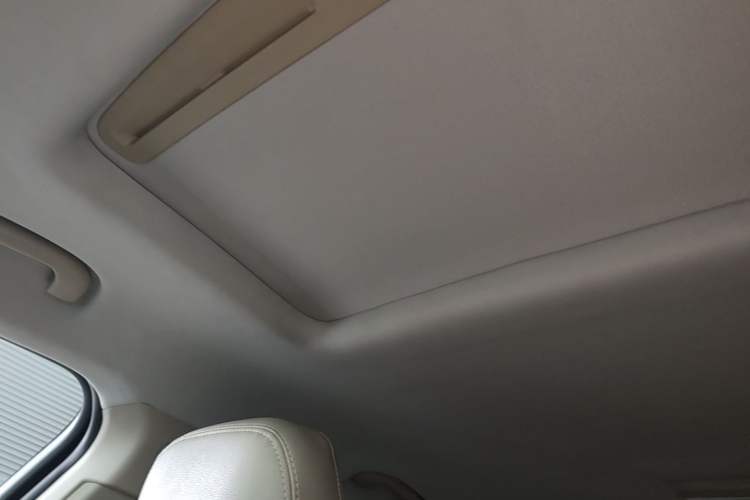 Used Chevrolet Malibu 2014 2.0L Automatic Comfort Edition Headliner