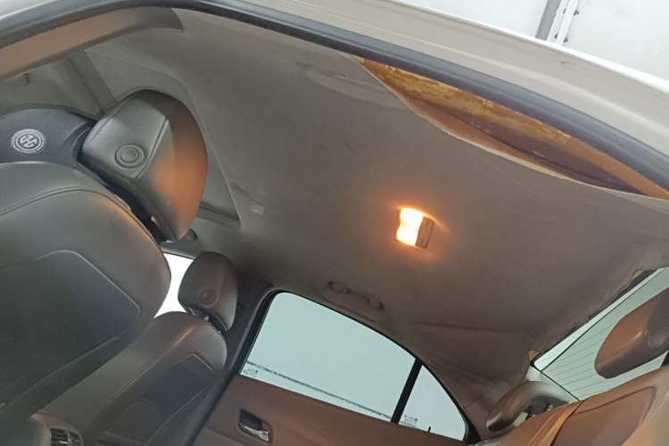 Used Chevrolet Malibu 2014 2.0L Automatic Luxury Edition Headliner