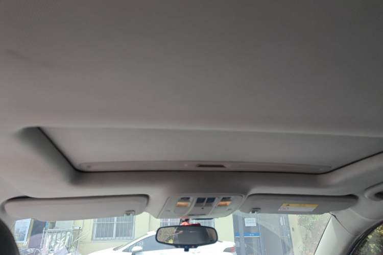 Used Chevrolet Malibu 2014 2.0L Automatic Luxury Edition Headliner