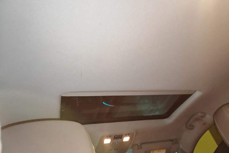 Used Chevrolet Malibu 2014 2.0L Automatic Luxury Edition Headliner
