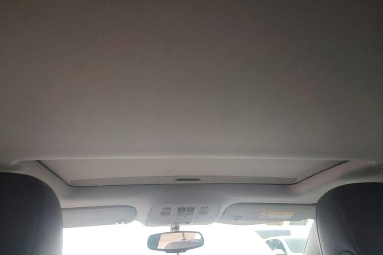 Used Chevrolet Malibu 2014 2.0L Automatic Luxury Edition Headliner