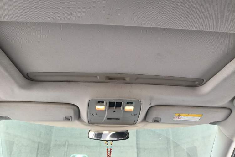 Used Chevrolet Malibu 2014 1.6T Automatic Comfort Edition Headliner