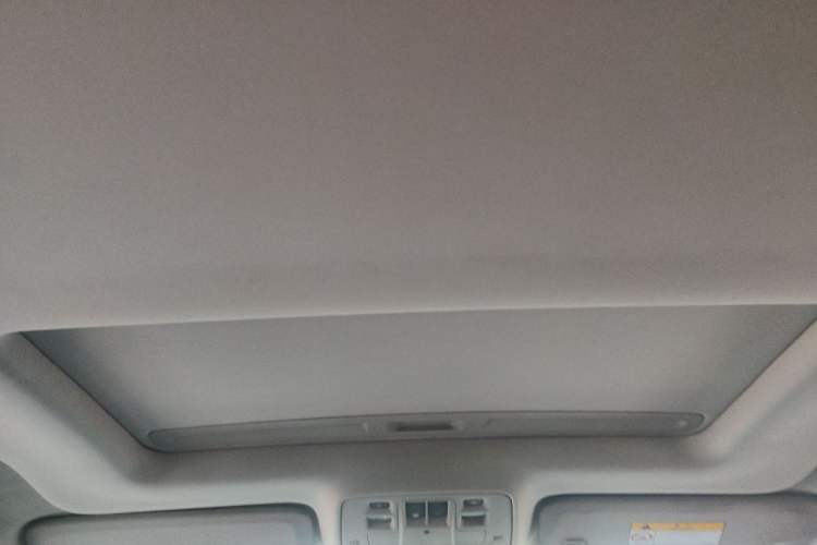 Used Chevrolet Malibu 2014 1.6T Automatic Comfort Edition Headliner