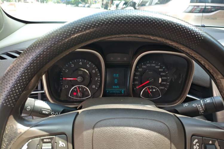 Used Chevrolet Malibu 2014 2.0L Automatic Luxury Edition Instrument Cluster