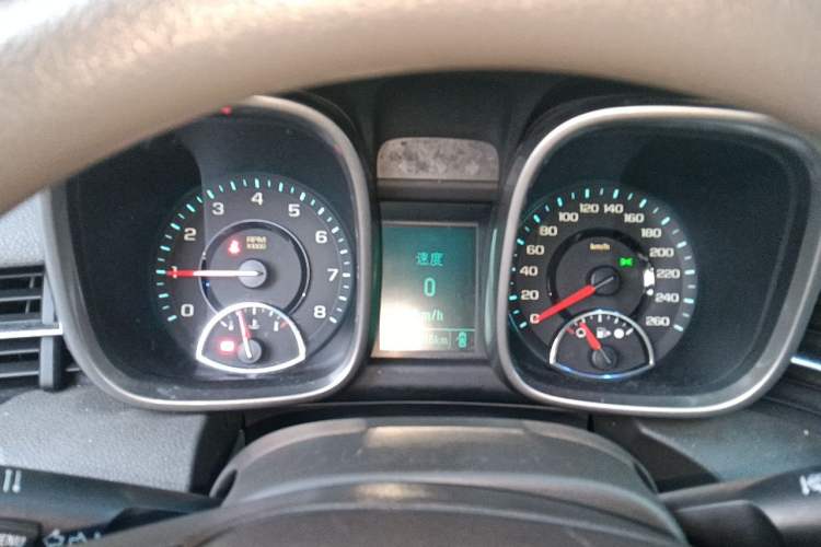 Used Chevrolet Malibu 2014 2.0L Automatic Comfort Edition Instrument Cluster