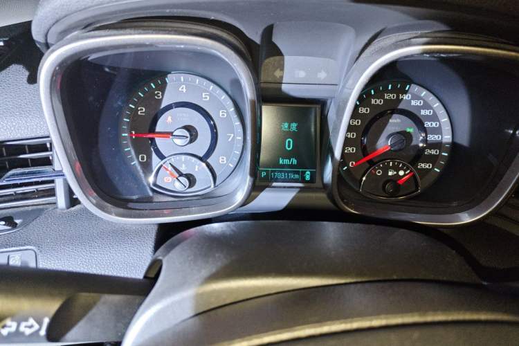 Used Chevrolet Malibu 2014 2.0L Automatic Luxury Edition Instrument Cluster