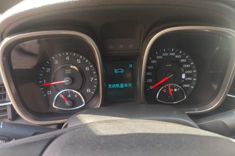 Used Chevrolet Malibu 2014 1.6T Automatic Comfort Edition Instrument Cluster