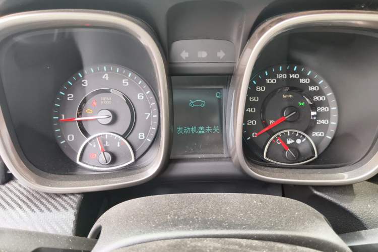 Used Chevrolet Malibu 2014 2.0L Automatic Luxury Edition Instrument Cluster
