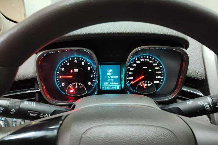 Used Chevrolet Malibu 2014 2.0L Automatic Luxury Edition Instrument Cluster