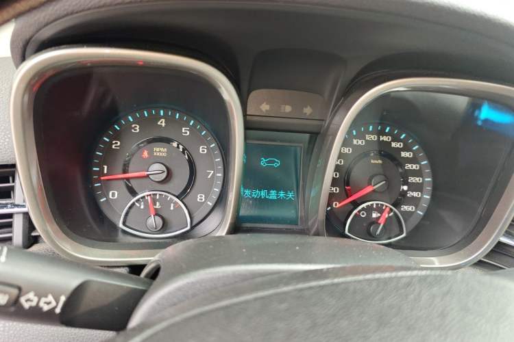 Used Chevrolet Malibu 2014 2.0L Automatic Luxury Edition Instrument Cluster