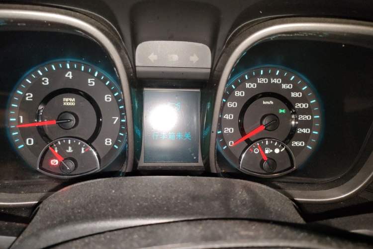 Used Chevrolet Malibu 2014 1.6T Automatic Comfort Edition Instrument Cluster