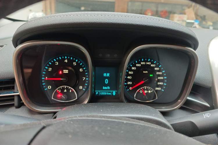 Used Chevrolet Malibu 2014 2.0L Automatic Luxury Edition Instrument Cluster