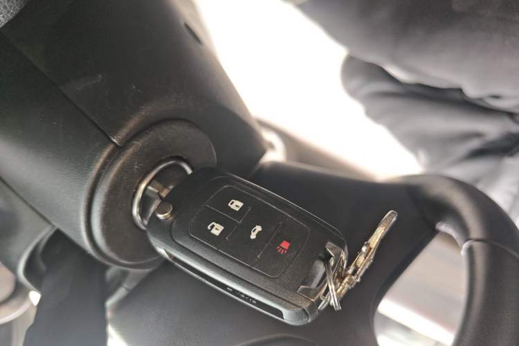 Used Chevrolet Malibu 2014 2.0L Automatic Luxury Edition Interior 1
