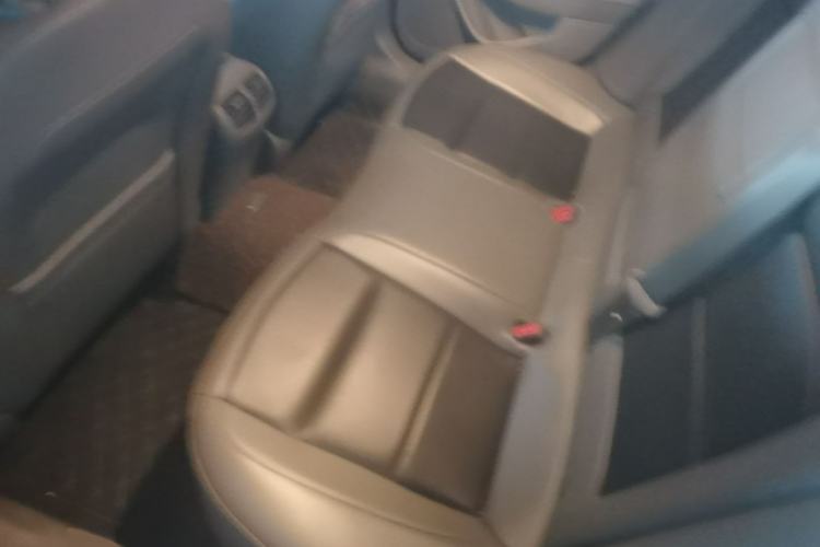 Used Chevrolet Malibu 2014 2.0L Automatic Luxury Edition Interior 4