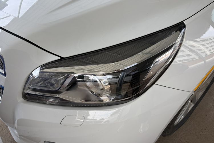 Used Chevrolet Malibu 2014 2.0L Automatic Luxury Edition Left Front Headlight
