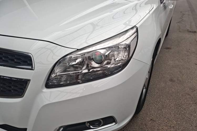 Used Chevrolet Malibu 2014 1.6T Automatic Comfort Edition Left Front Headlight