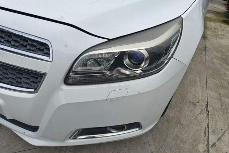 Used Chevrolet Malibu 2014 2.4L Automatic Luxury Edition Left Front Headlight
