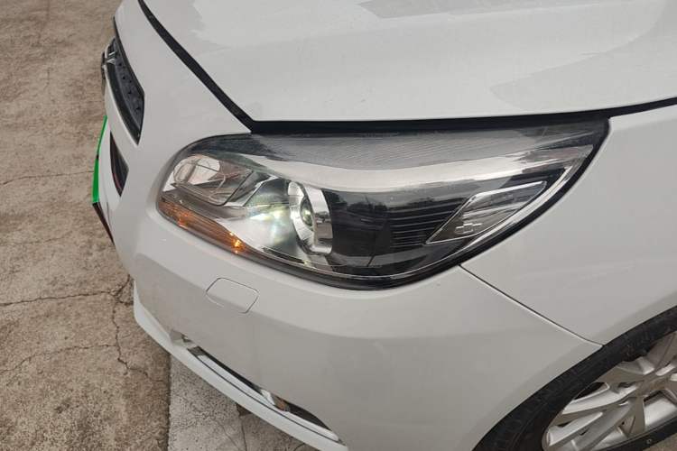 Used Chevrolet Malibu 2014 2.0L Automatic Luxury Edition Left Front Headlight